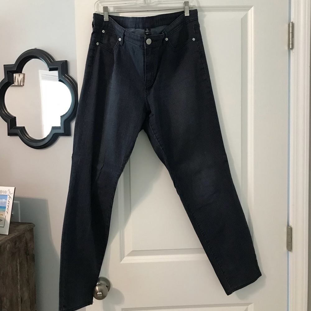 GAP Super Skinny jean, pinstripe, 16R, worn once